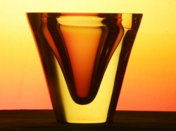 Konische vaas oranje.jpg